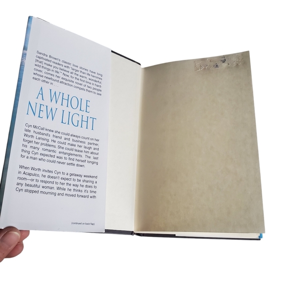 Saundra Brown Book Bundle The Rana Look / A Whole New Light - Picture 3 of 14